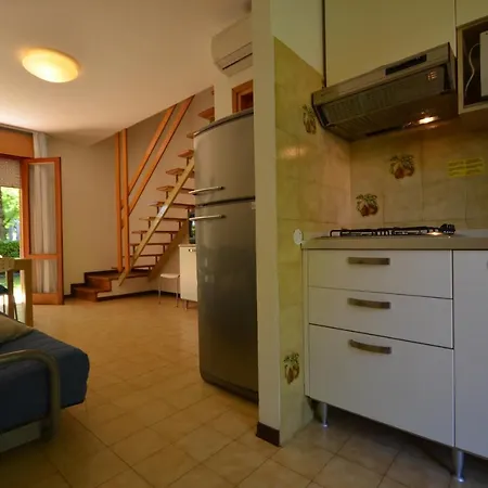 Villaggio Dei Gelsomini 아파트 *