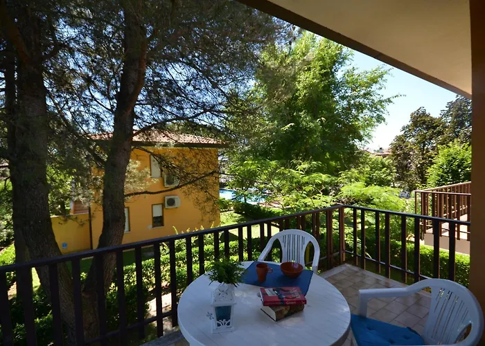 Апартаменти Villaggio Dei Gelsomini